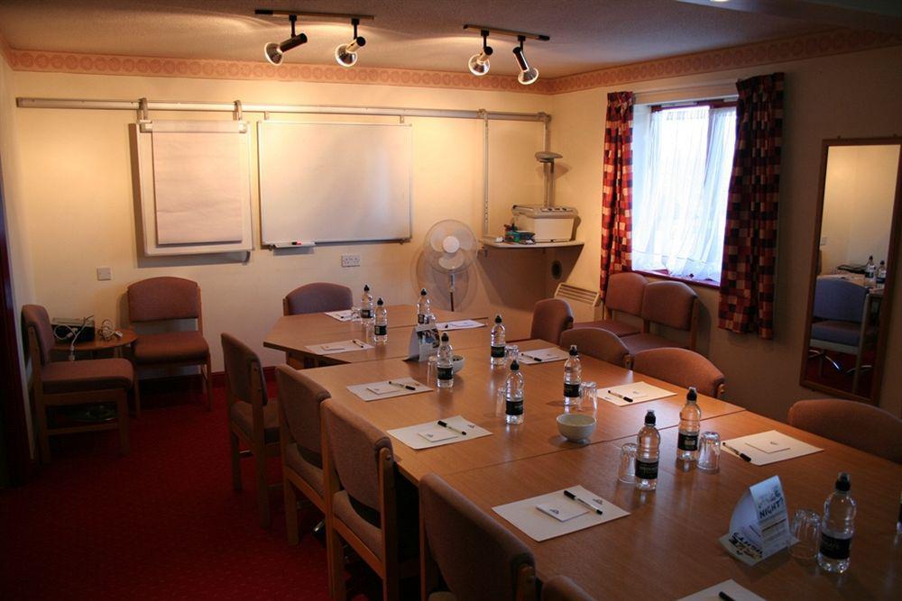 Days Inn Tewkesbury Strensham Extérieur photo