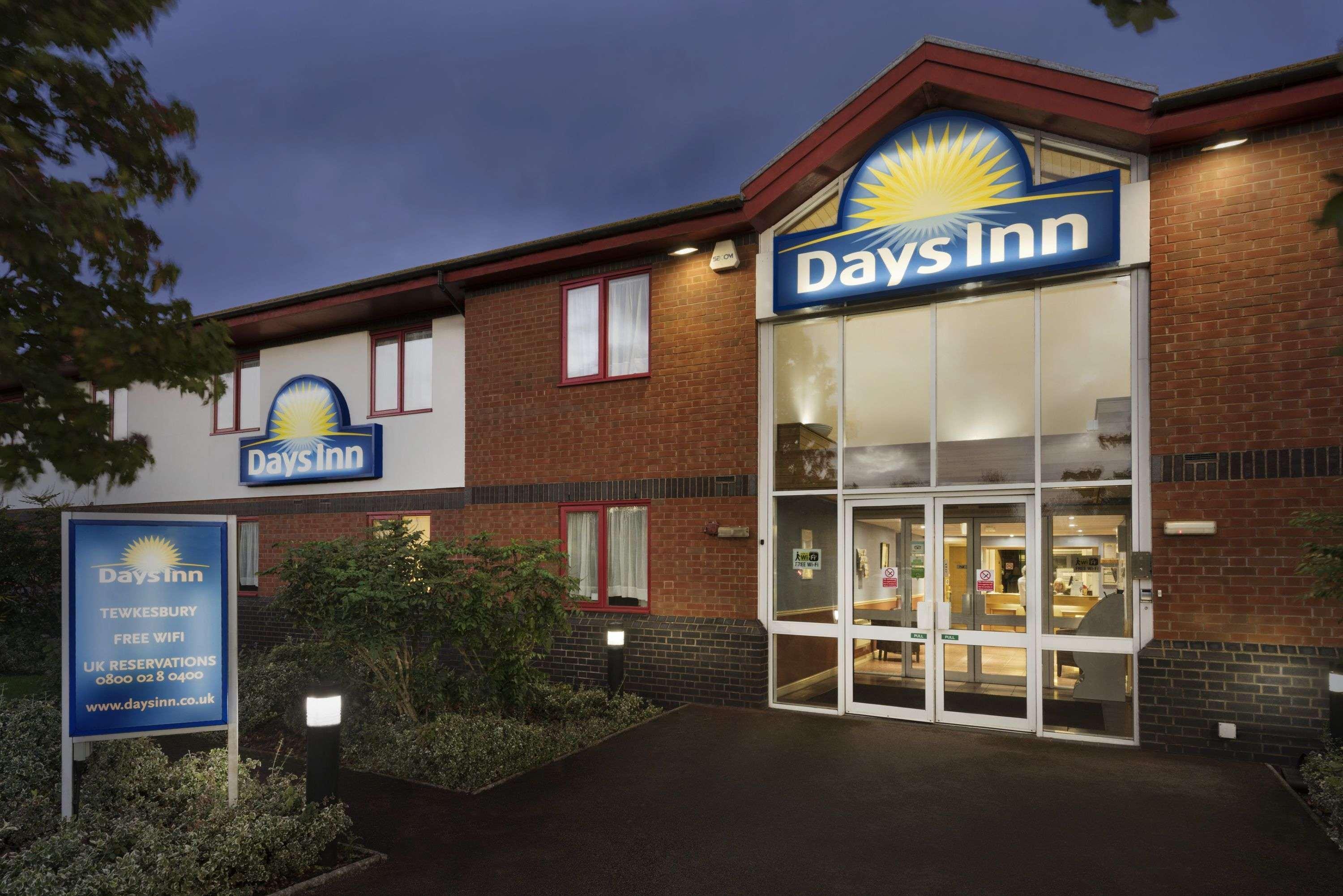 Days Inn Tewkesbury Strensham Extérieur photo