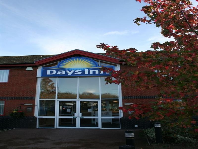 Days Inn Tewkesbury Strensham Extérieur photo
