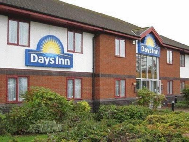 Days Inn Tewkesbury Strensham Extérieur photo