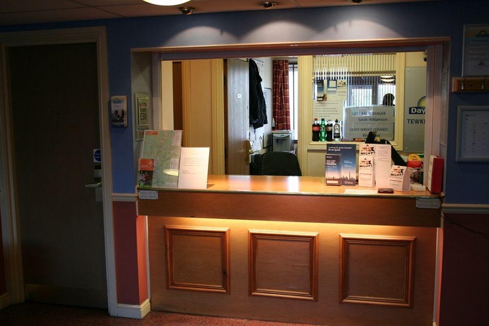 Days Inn Tewkesbury Strensham Extérieur photo