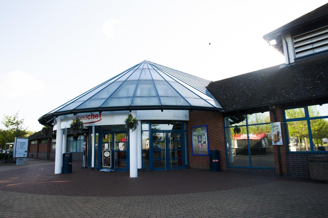 Days Inn Tewkesbury Strensham Extérieur photo